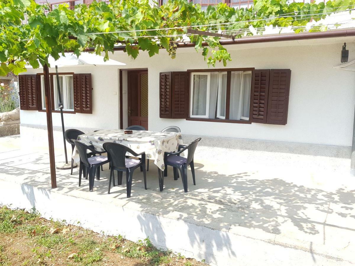 Apartman Ana ลอฟราน ภายนอก รูปภาพ