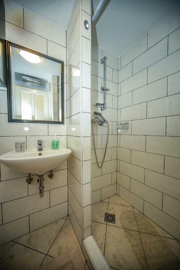 Apartman Ana ลอฟราน ภายนอก รูปภาพ