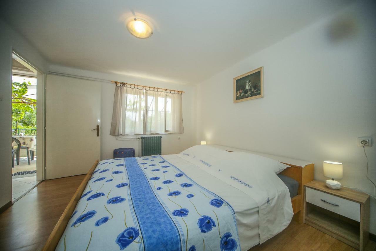 Apartman Ana ลอฟราน ภายนอก รูปภาพ